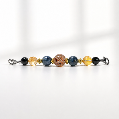 Crystal Chains – Amber Night